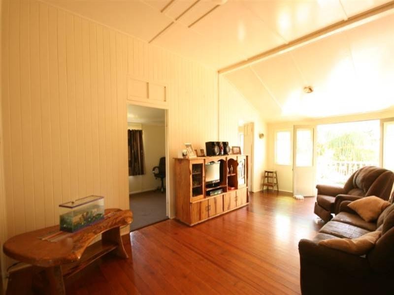 48 Ventons Road, Sarina QLD 4737