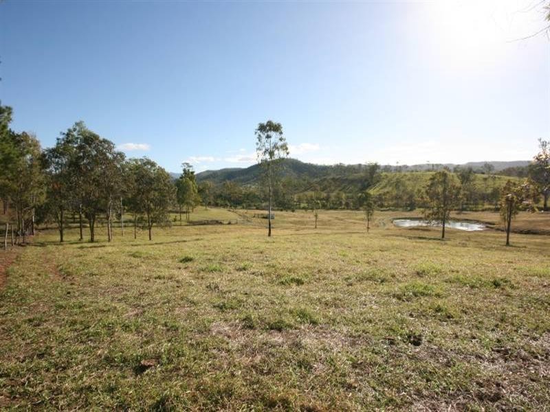 12 Lawrie, Sarina Range QLD 4737