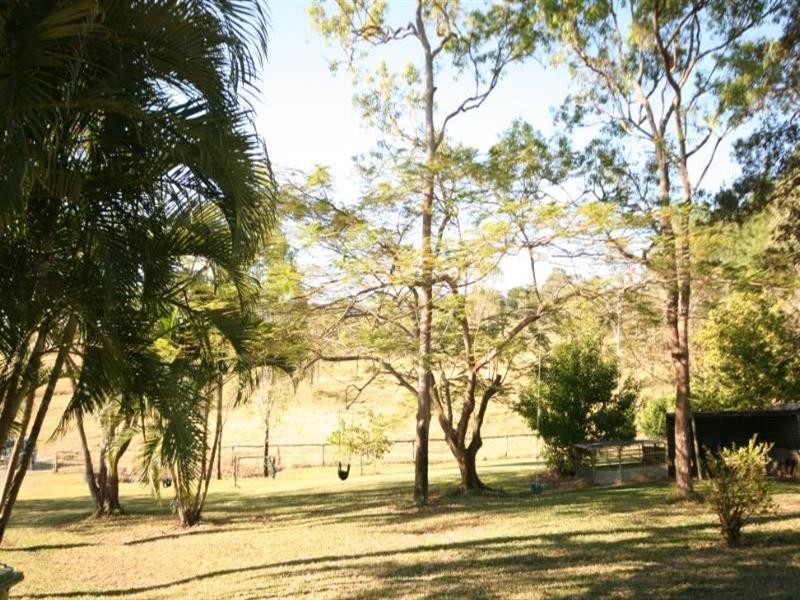 12 Lawrie, Sarina Range QLD 4737