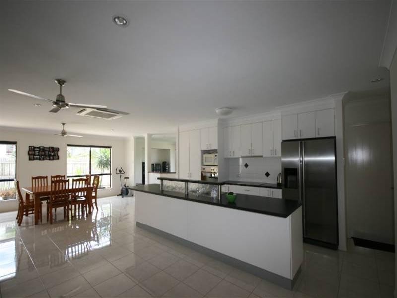 54 Campwin Beach Road, Campwin Beach QLD 4737