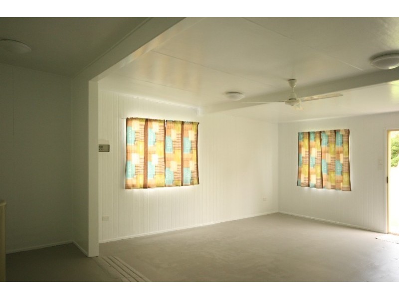 Grasstree Beach QLD 4740