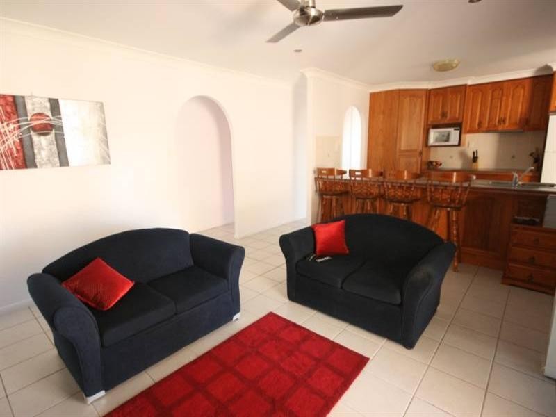 29 Brooksfield, Sarina Beach QLD 4737