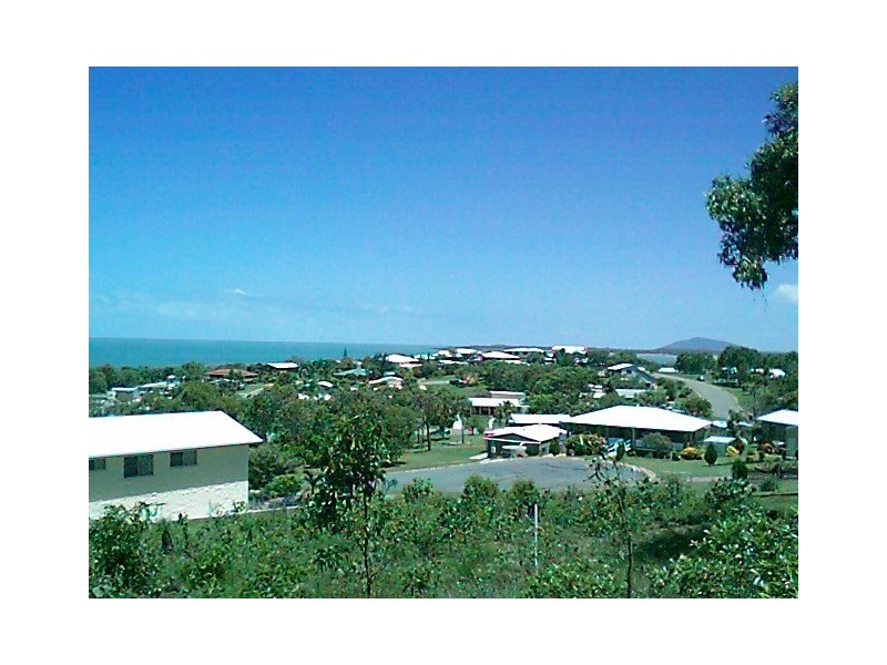 8 Reef Court, Ilbilbie QLD 4738