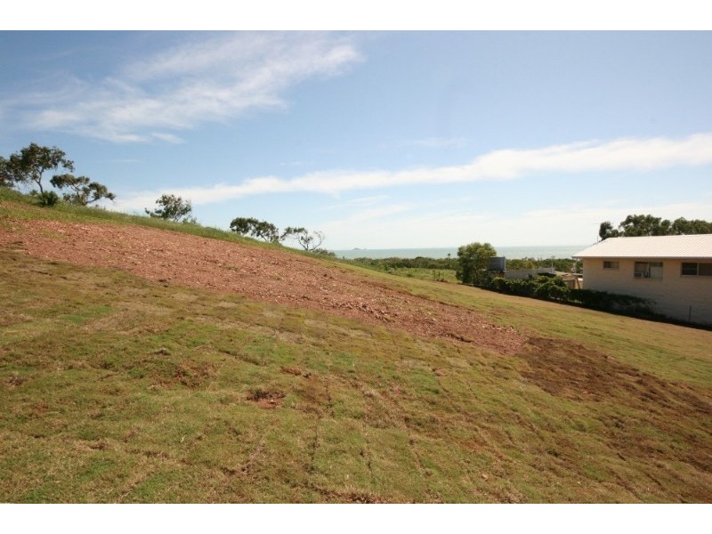 8 Reef Court, Ilbilbie QLD 4738