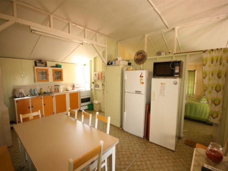 31 Westcott Avne, Sarina QLD 4737