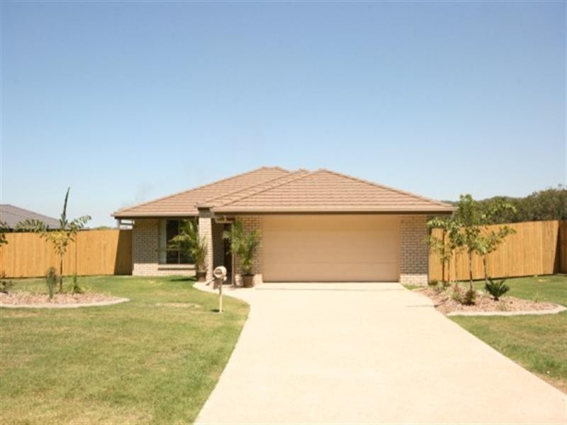 41 Jackson, Sarina QLD 4737