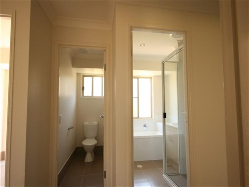 41 Jackson, Sarina QLD 4737