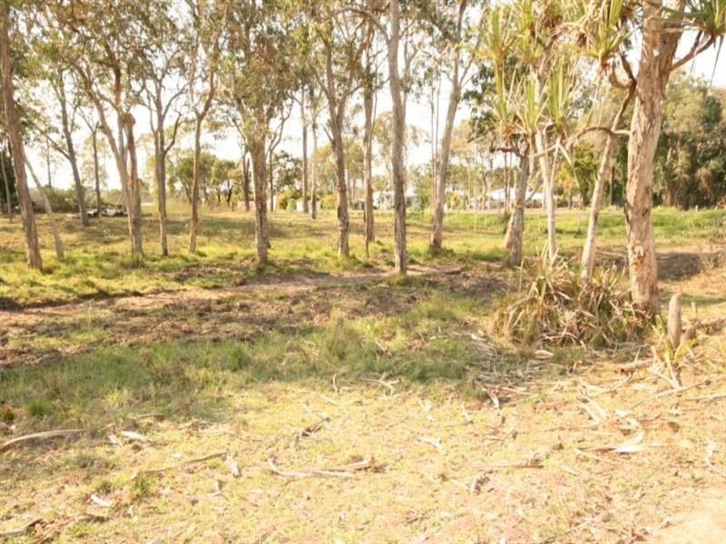 109 Miran Khan, Armstrong Beach QLD 4737