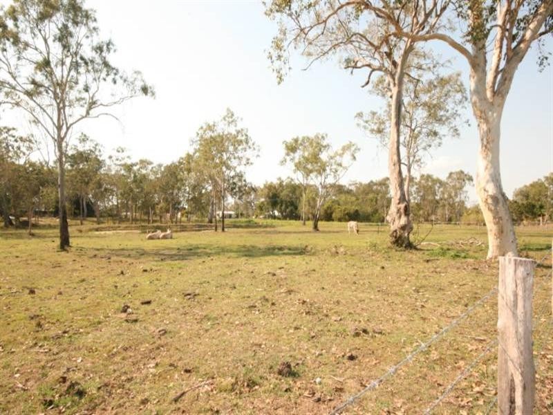 109 Miran Khan, Armstrong Beach QLD 4737