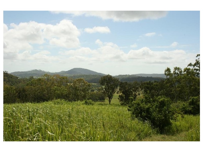 100 Middle Creek Dam Road, Sarina QLD 4737