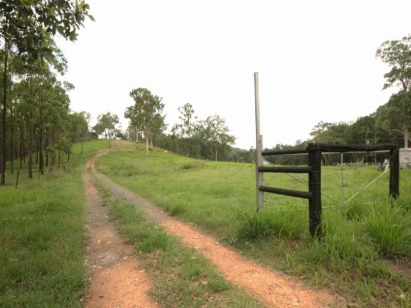 624 East Funnel Creek, Sarina Range QLD 4737