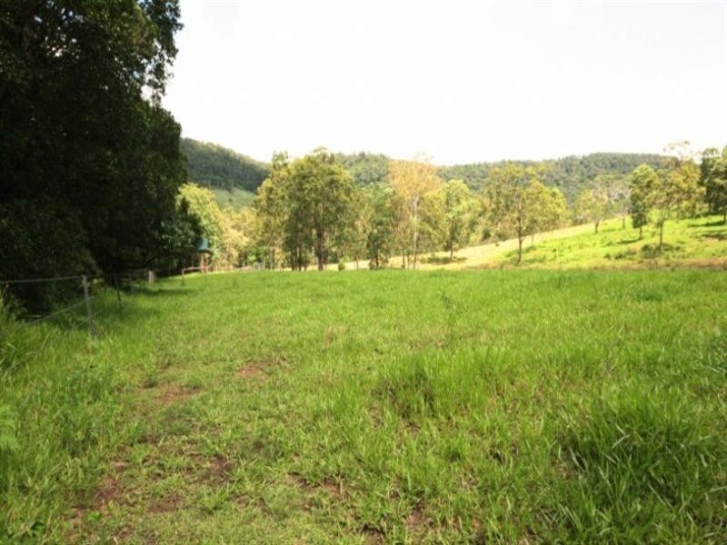624 East Funnel Creek, Sarina Range QLD 4737