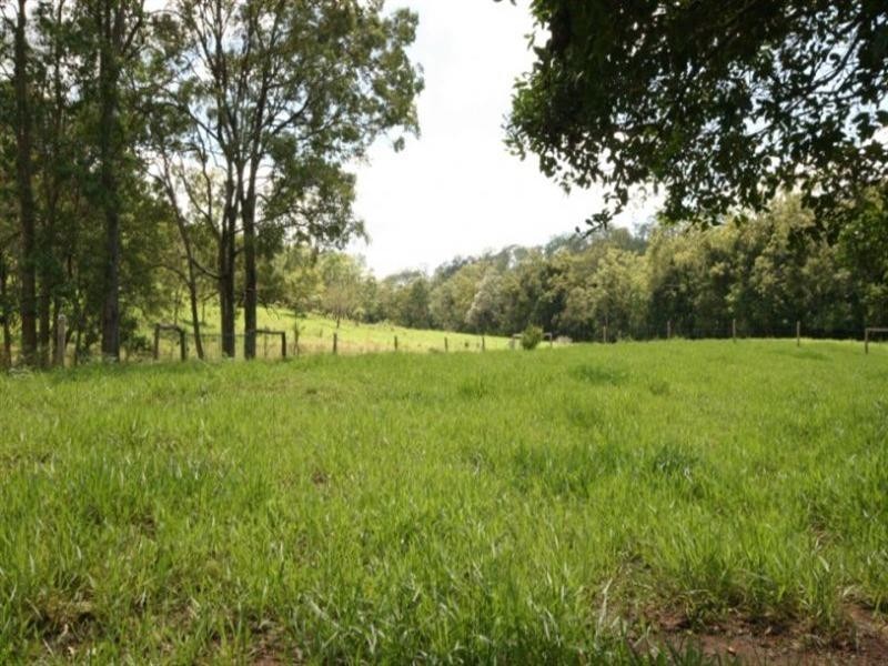 624 East Funnel Creek, Sarina Range QLD 4737