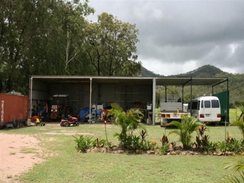 165 Smart Road, Koumala QLD 4738