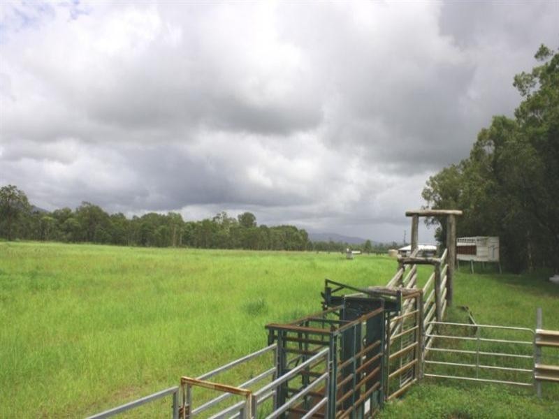 165 Smart Road, Koumala QLD 4738