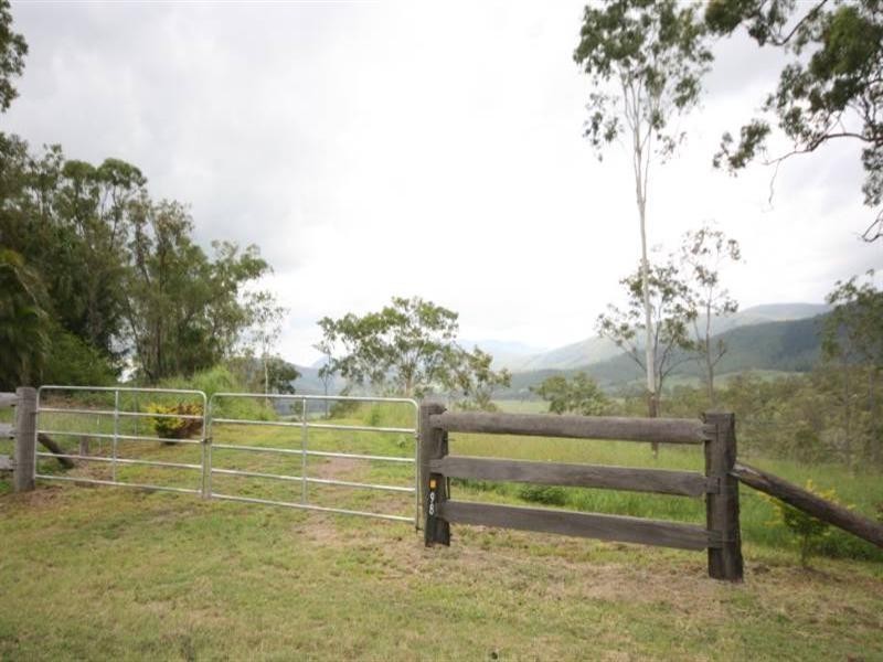98 Lawries, Sarina Range QLD 4737