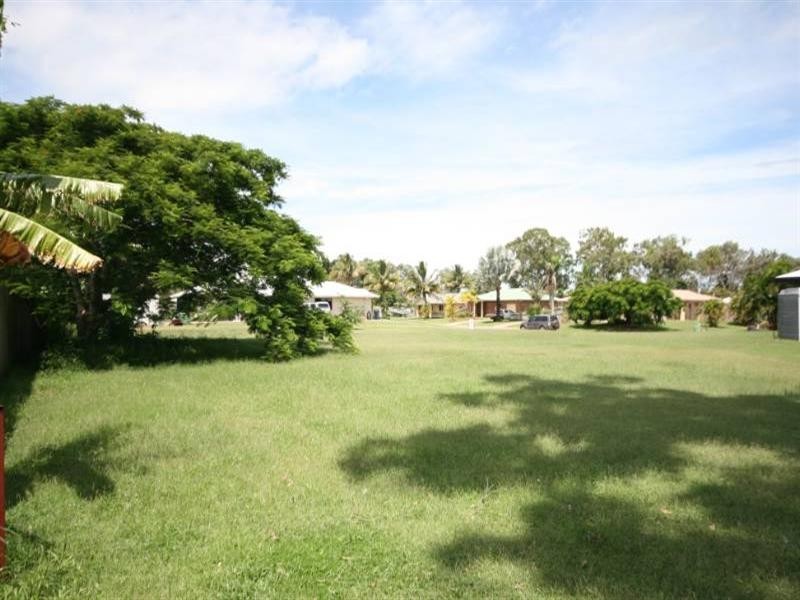12 Rankin, Armstrong Beach QLD 4737