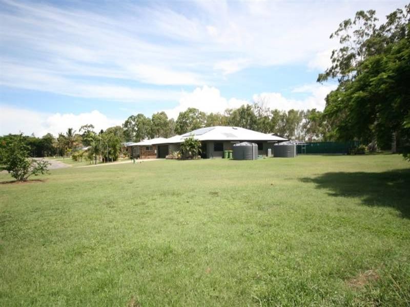 12 Rankin, Armstrong Beach QLD 4737