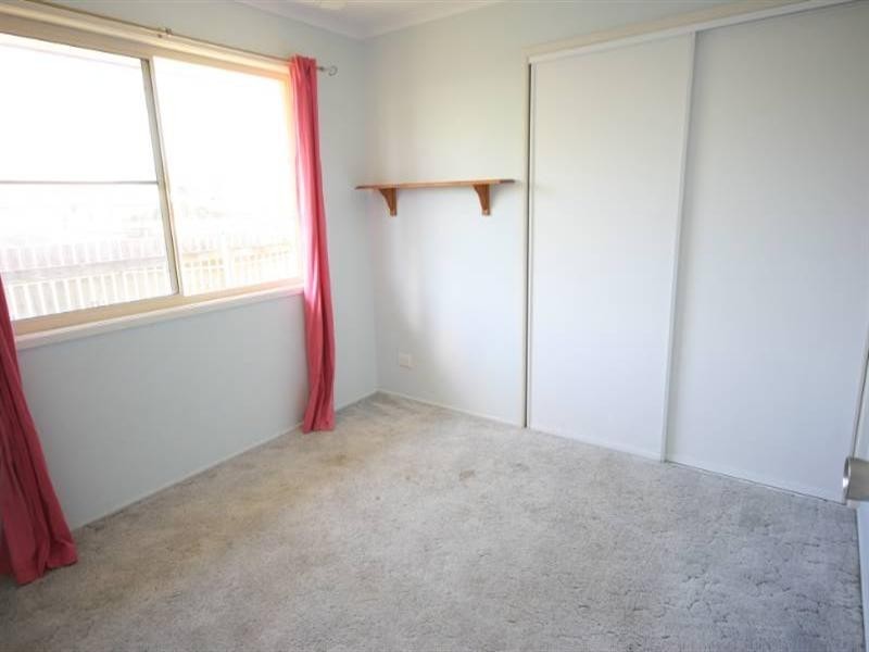 5 Castaway, Hay Point QLD 4740