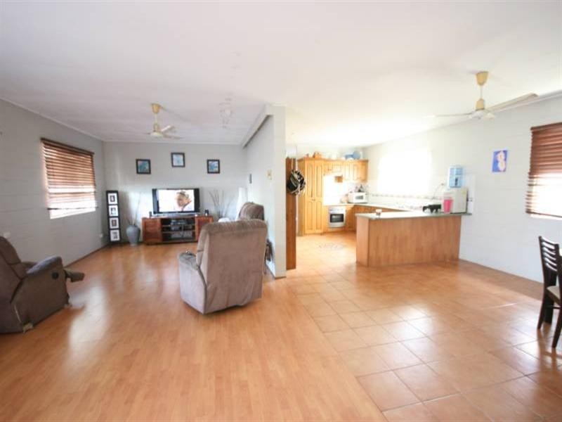 6 McCarthy, Hay Point QLD 4740