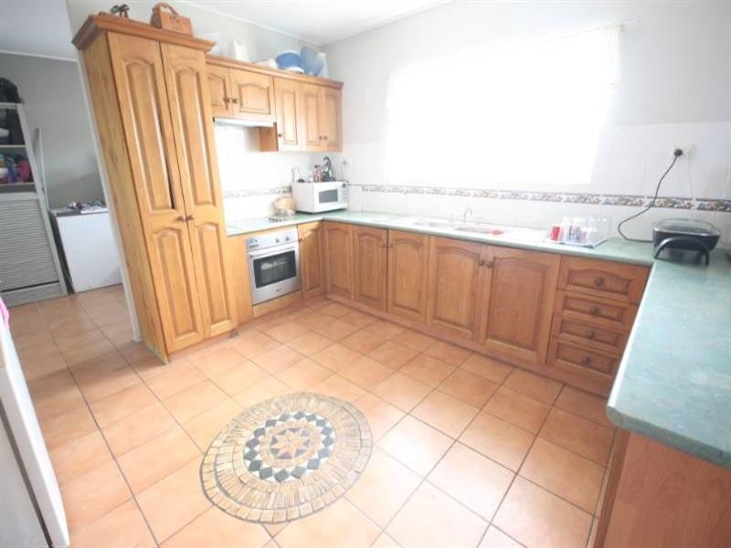 6 McCarthy, Sarina QLD 4737