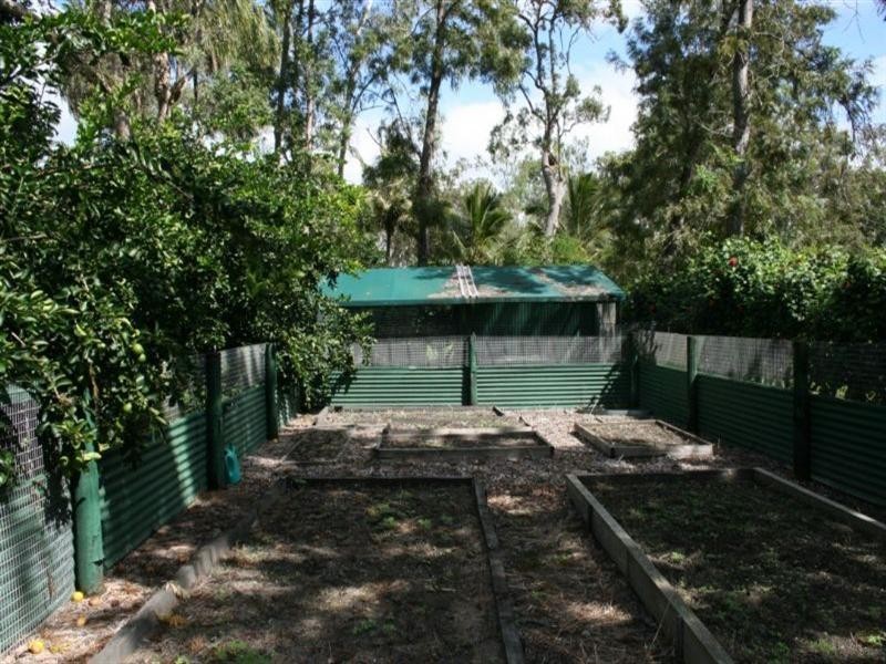 3 Theresa Court, Armstrong Beach QLD 4737