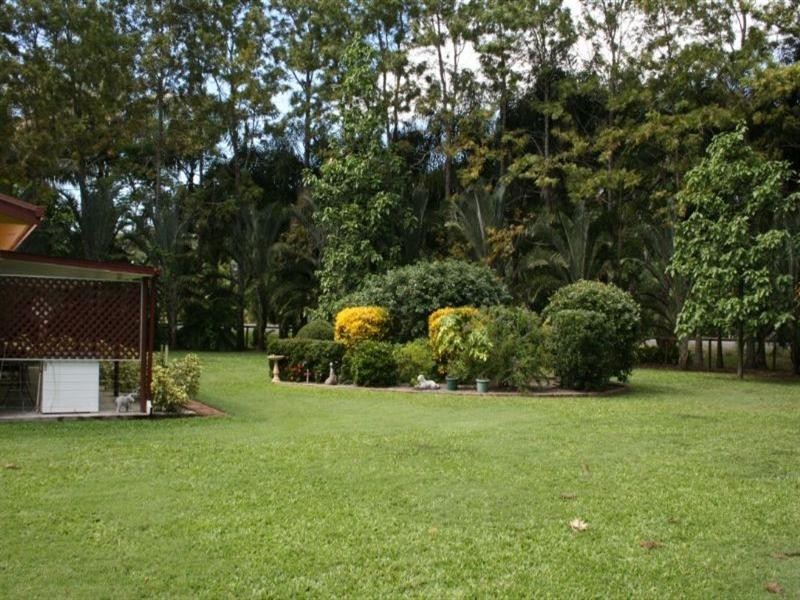 3 Theresa Court, Armstrong Beach QLD 4737