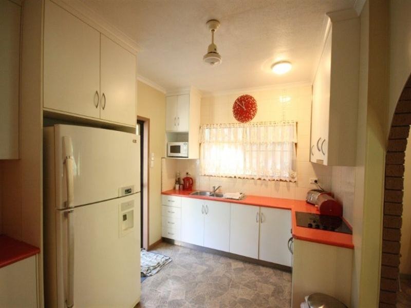 3 Theresa Court, Armstrong Beach QLD 4737