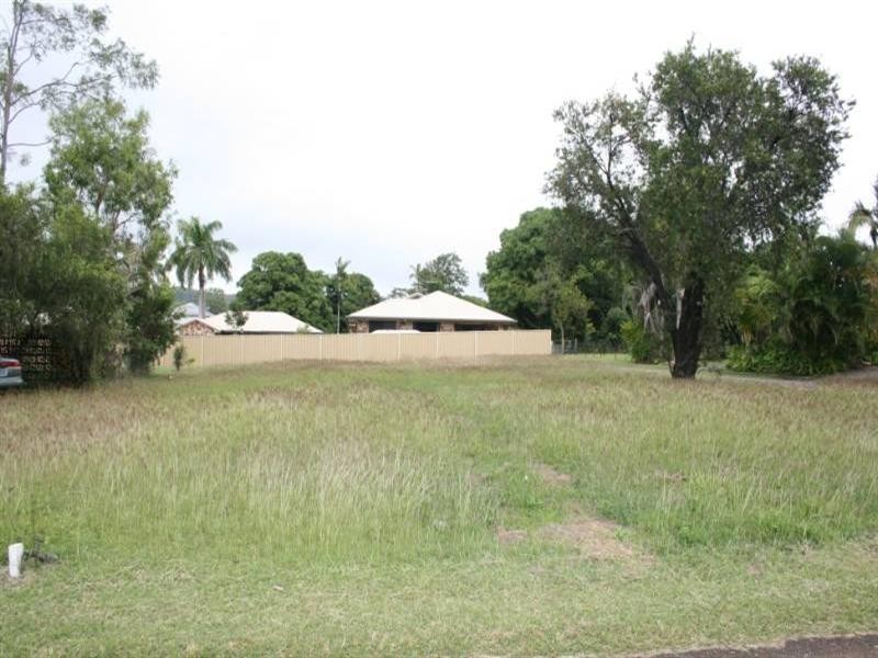 13 Anzac, Sarina QLD 4737