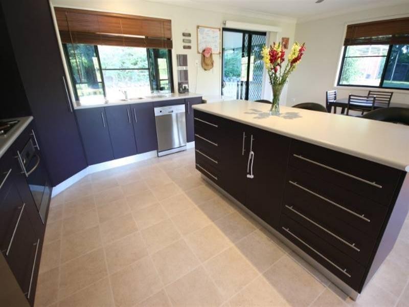 1982 Marlborough Sarina, Sarina Range QLD 4737