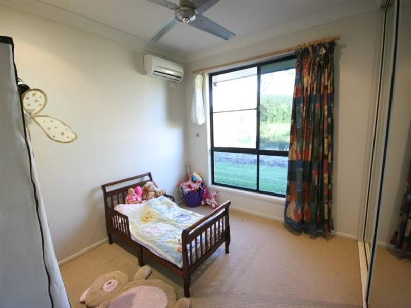 1982 Marlborough Sarina, Sarina Range QLD 4737
