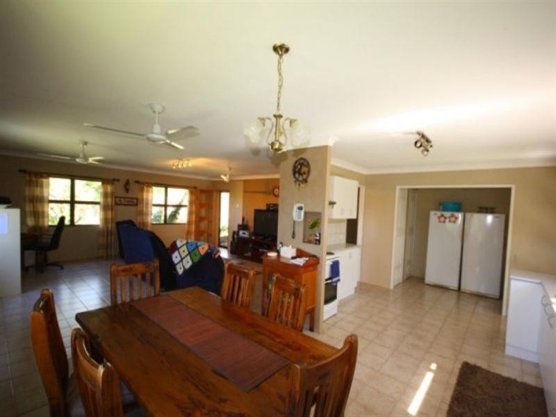 257 West Plane Creek Road, Sarina QLD 4737