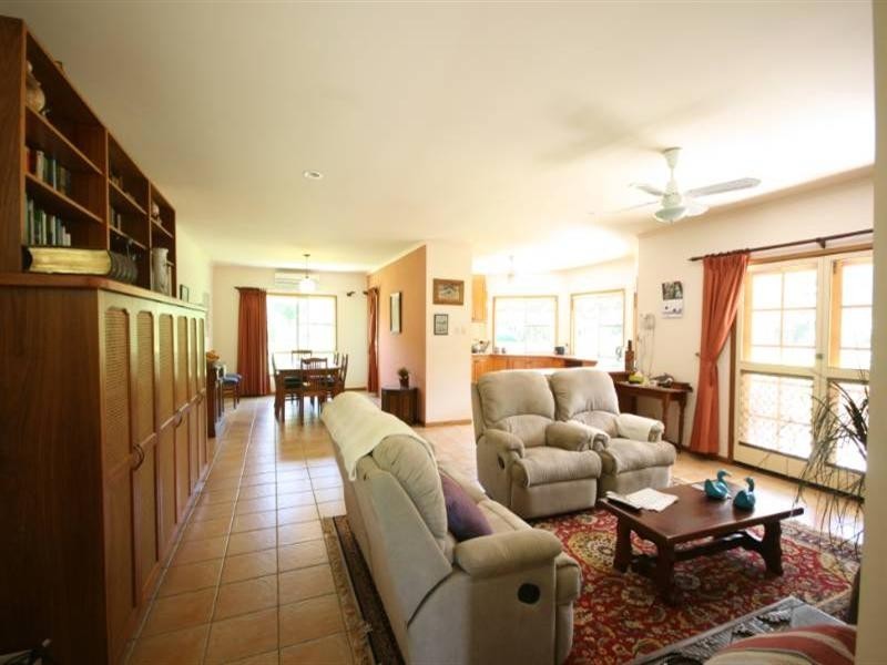 23 Crescent, Armstrong Beach QLD 4737