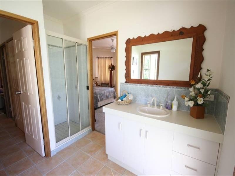 23 Crescent, Armstrong Beach QLD 4737