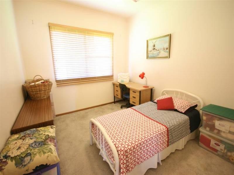 23 Crescent, Armstrong Beach QLD 4737