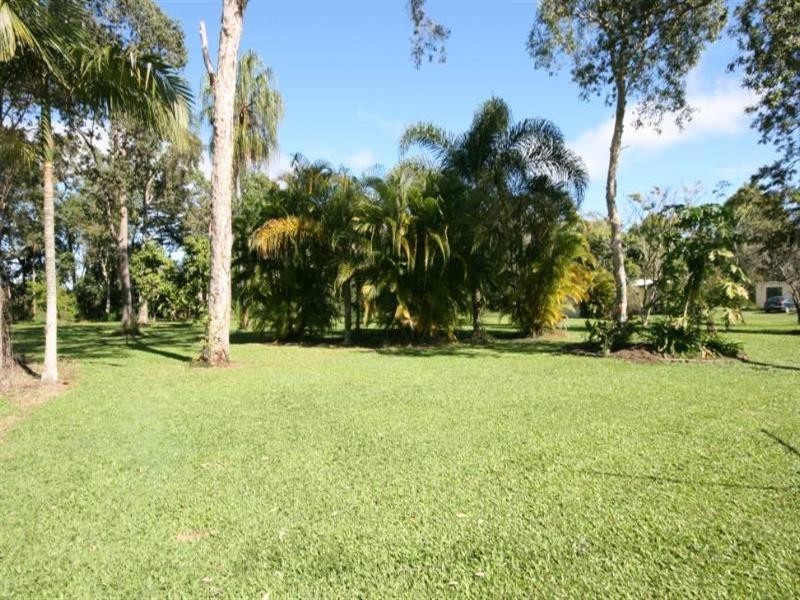 23 Crescent, Armstrong Beach QLD 4737