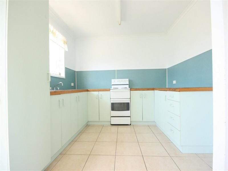 15 Fremont, Sarina QLD 4737