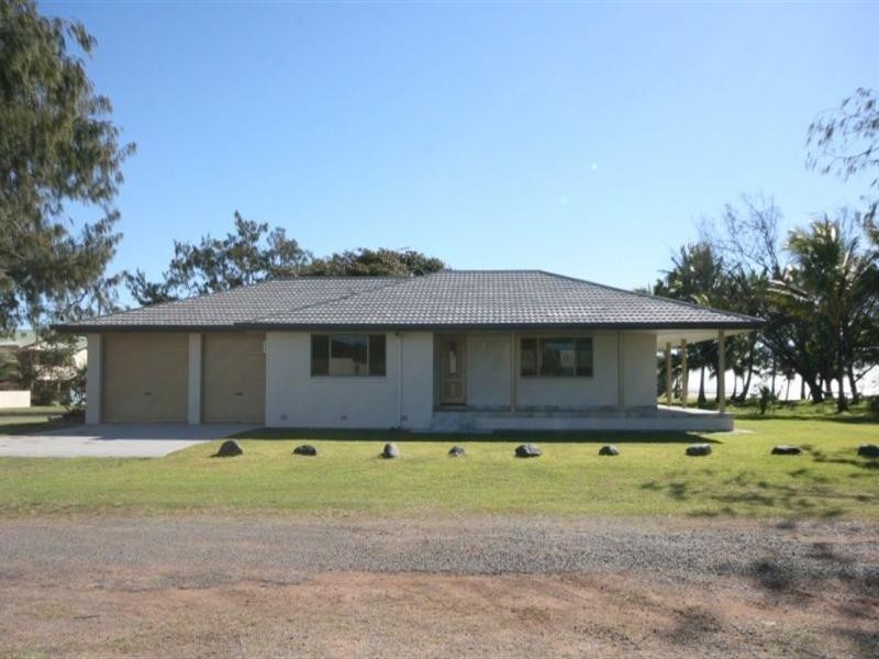 40 Owen Jenkins Drive, Sarina Beach QLD 4737