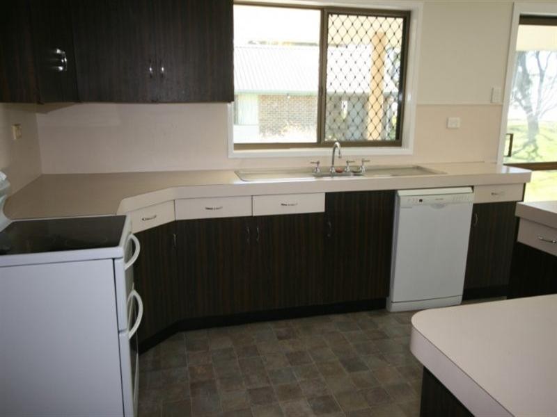 40 Owen Jenkins Drive, Sarina Beach QLD 4737