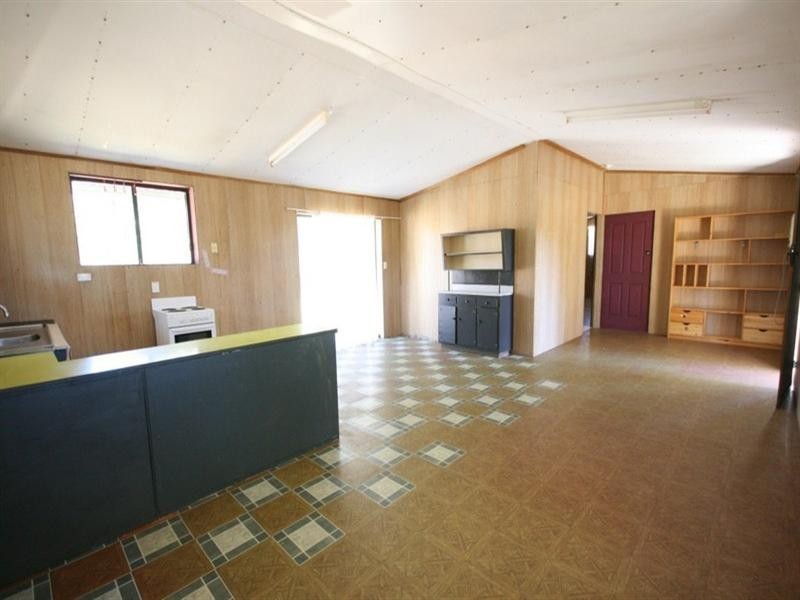 14 Maple, Hay Point QLD 4740