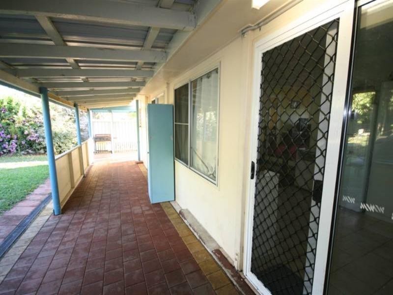 52 Beach Road, Sarina QLD 4737