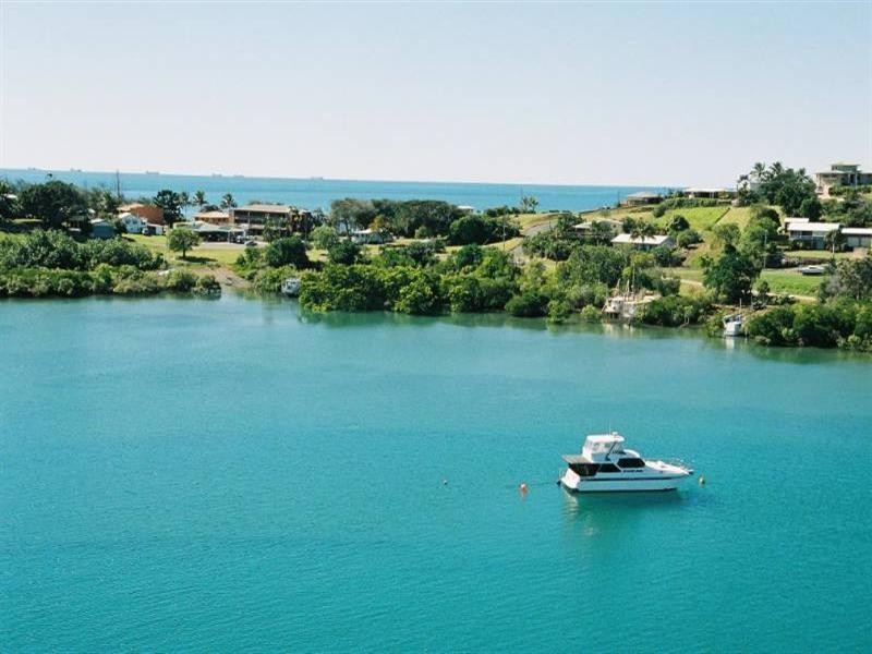 20 Sarina Coast, Sarina Beach QLD 4737