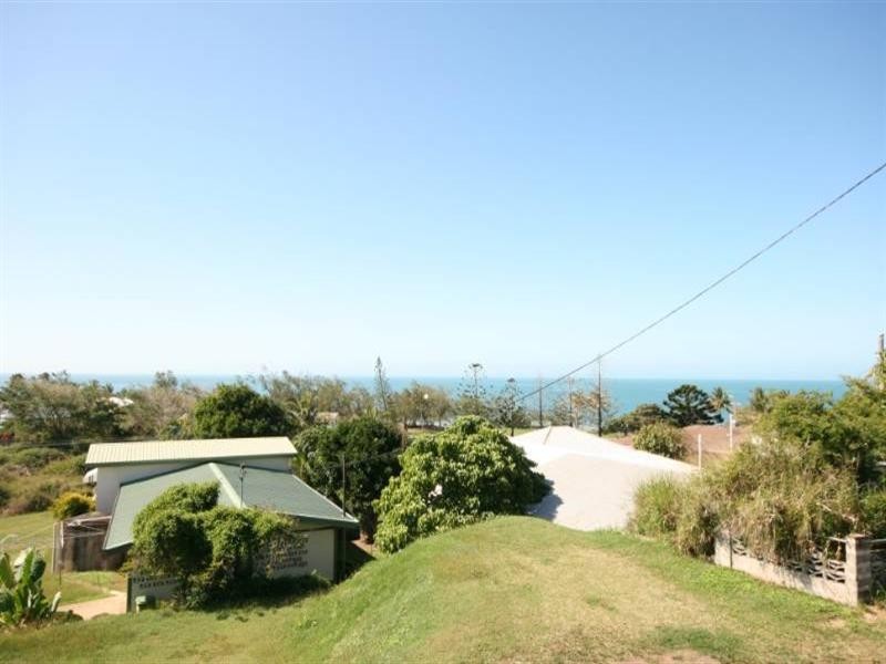 20 Sarina Coast, Sarina Beach QLD 4737