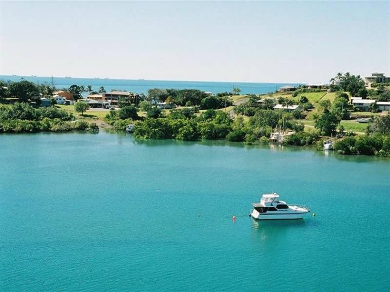 53 Owen Jenkins Drive, Sarina Beach QLD 4737