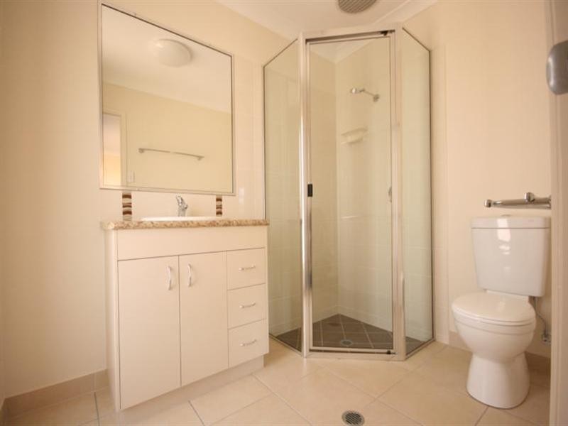 18 Pacific Avenue, Sarina QLD 4737