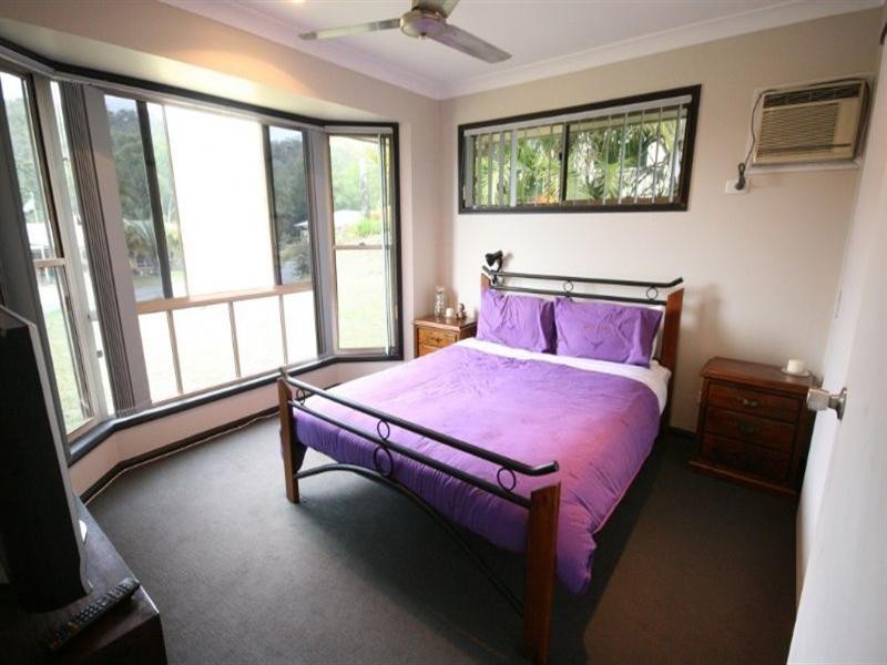 4 Mapley Court, Sarina QLD 4737