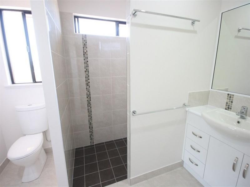 6 Credlin, Sarina QLD 4737