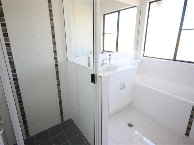 6 Credlin, Sarina QLD 4737