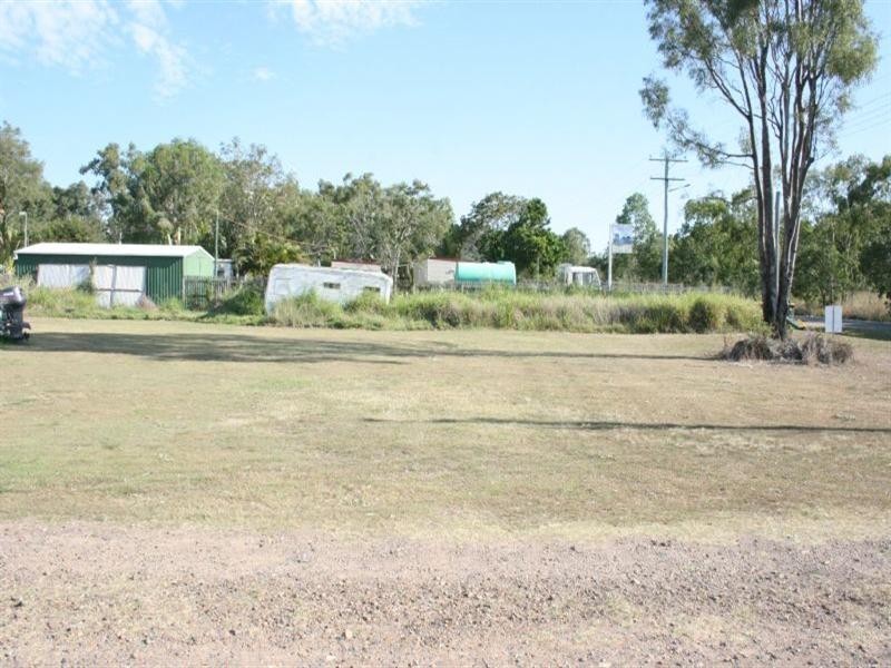 4 Colonial Drive, Clairview QLD 4741