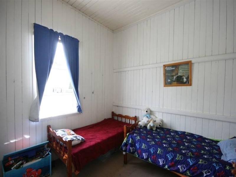 4 Nolan, Sarina QLD 4737